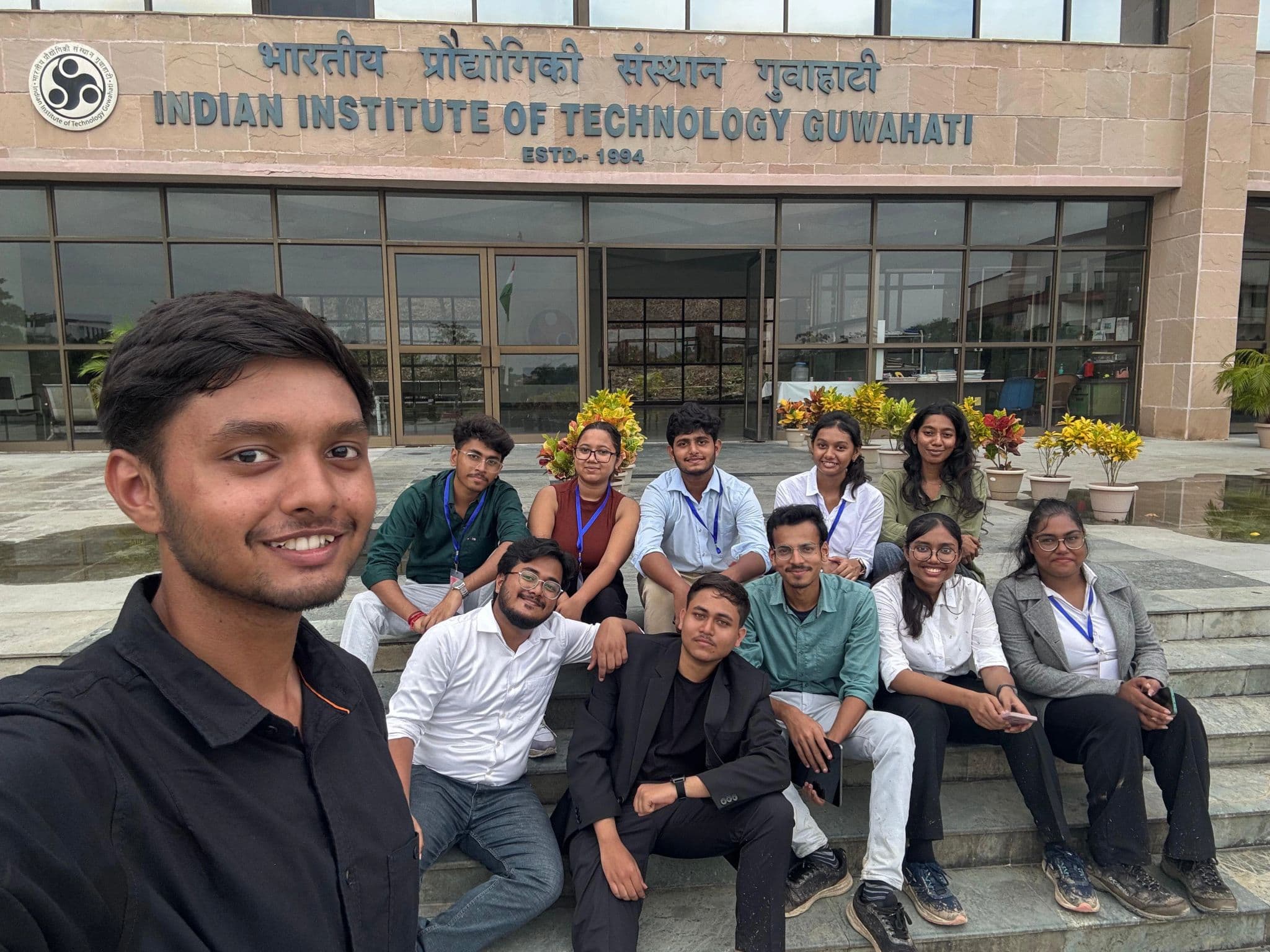 LNC community taking a group selfie at IIT Guwahati