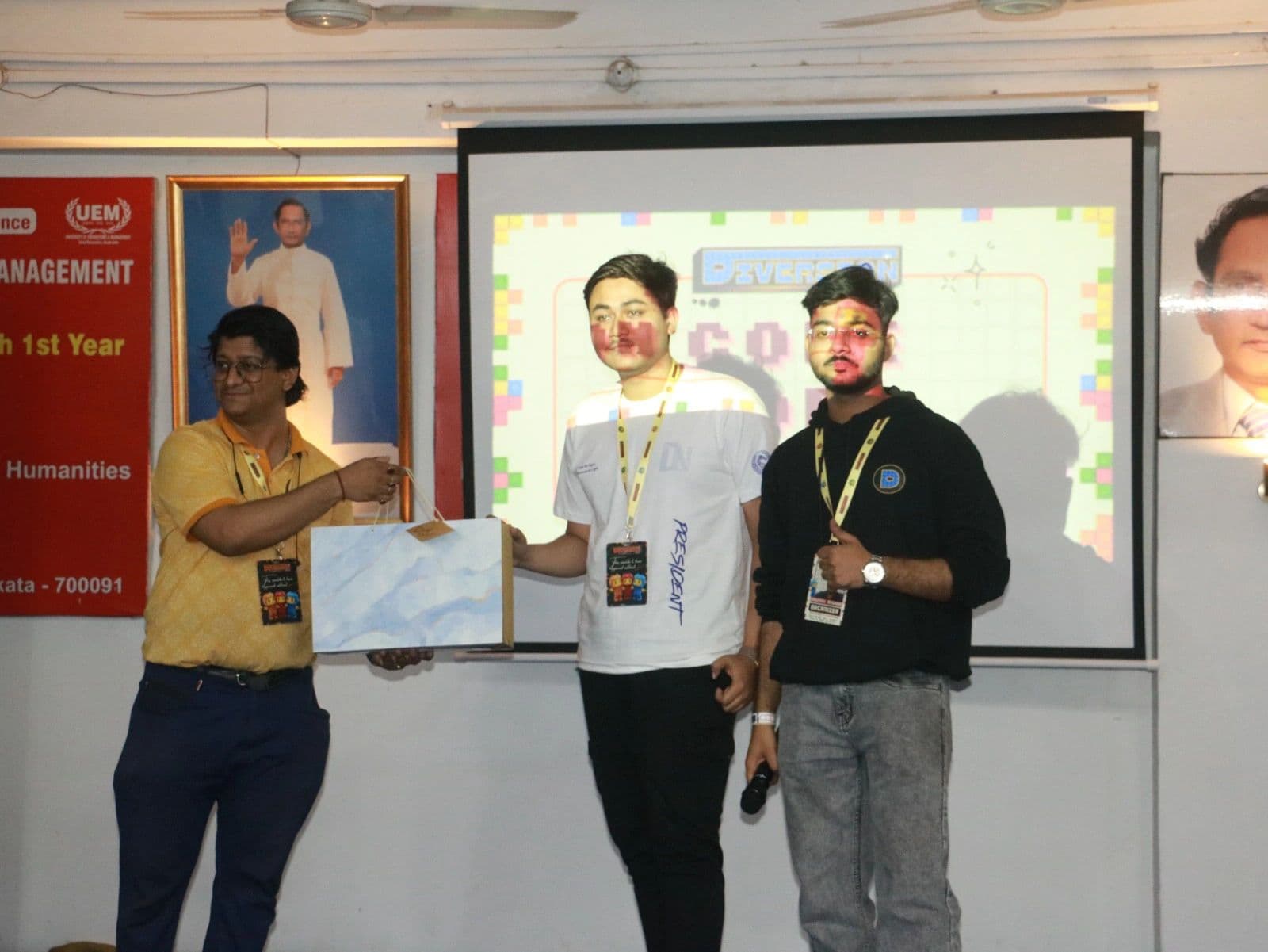 LNC members receiving an award at Diversion